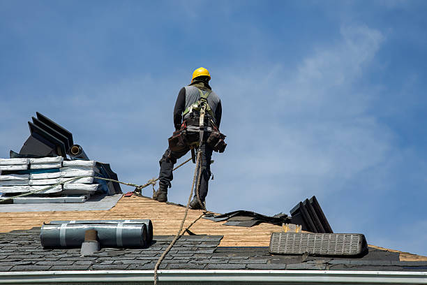 Professional Gutter Installation technician working in Metaline, WA